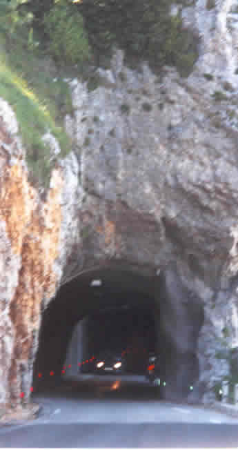 Gorges de la Bourne Tunnel