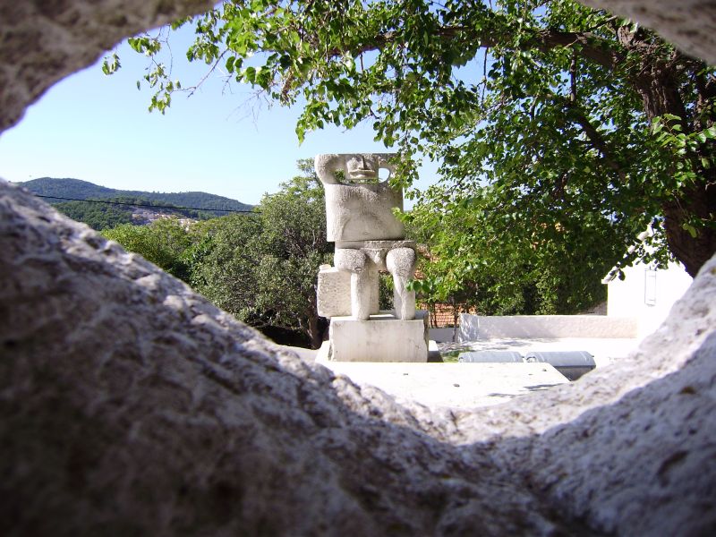 Denkmal (Donji Humac, Brac)