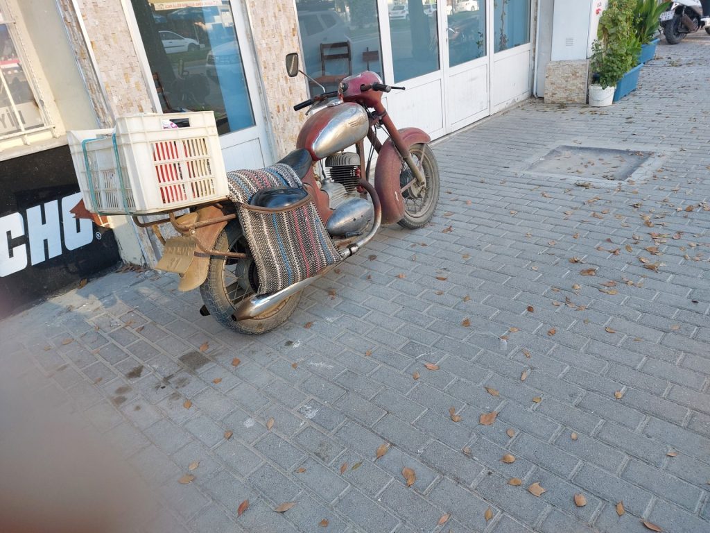 Selcuk - türkisches Touren- und Transpotmotorrad