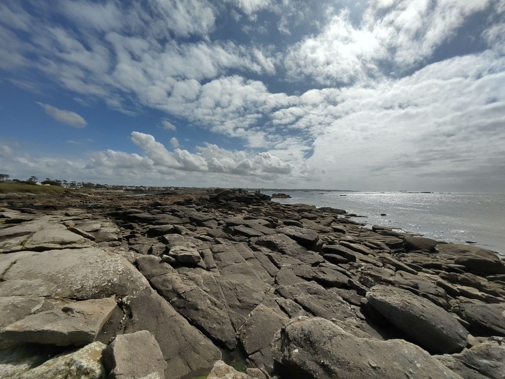 Bretagne: Wolkenspiel