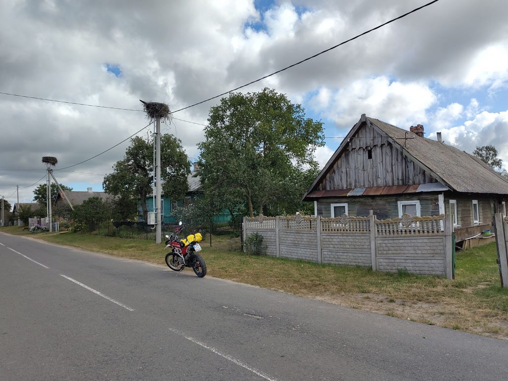 Husqvarna Nuda 900 RR unterwegs in Belarus