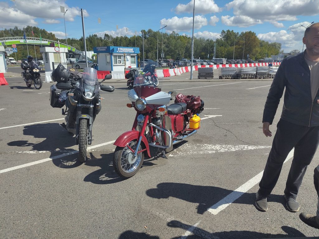 Jawa vs. Yamaha