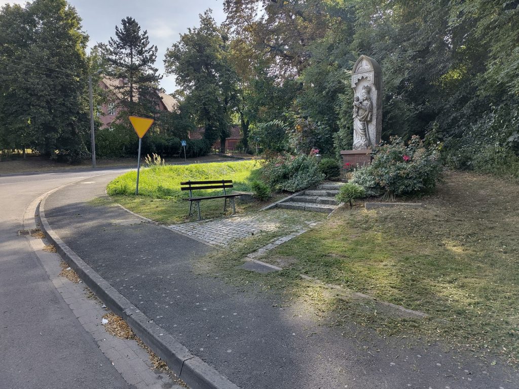 Heiligenverehrung ist auf Polens Straßen noch lebendig